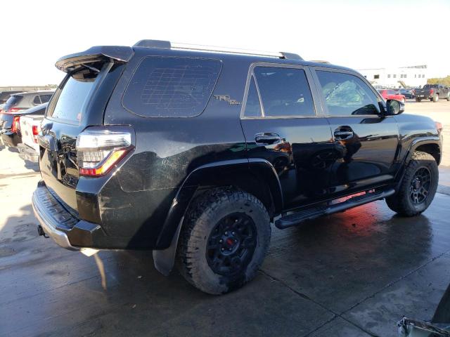 Photo 3 from auction – 2018 TOYOTA 4RUNNER SR with VIN JTEBU5JR8J5507459