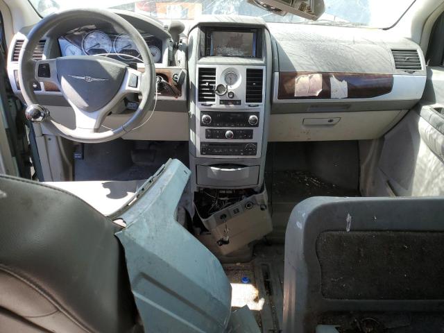 Photo 8 from auction – 2010 CHRYSLER TOWN & COU with VIN 2A4RR5DX2AR207122