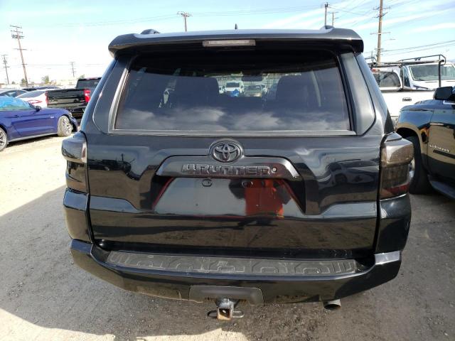 Photo 6 from auction – 2018 TOYOTA 4RUNNER SR with VIN JTEBU5JRXJ5575567