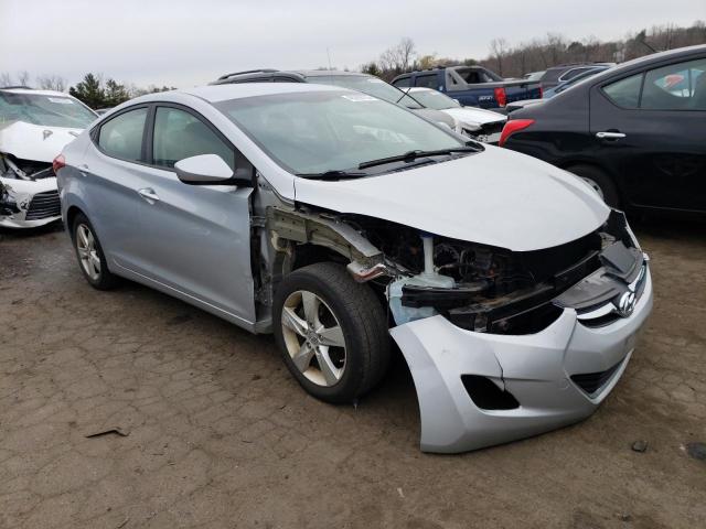 Photo 4 from auction – 2012 HYUNDAI ELANTRA GL with VIN 5NPDH4AE2CH065693