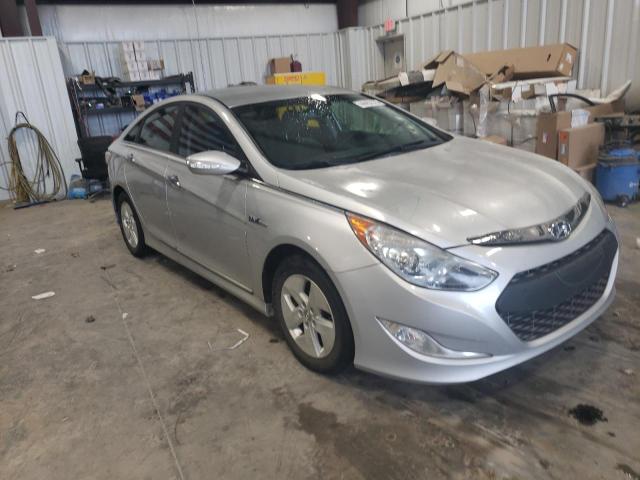 Photo 4 from auction – 2012 HYUNDAI SONATA HYB with VIN KMHEC4A45CA026397