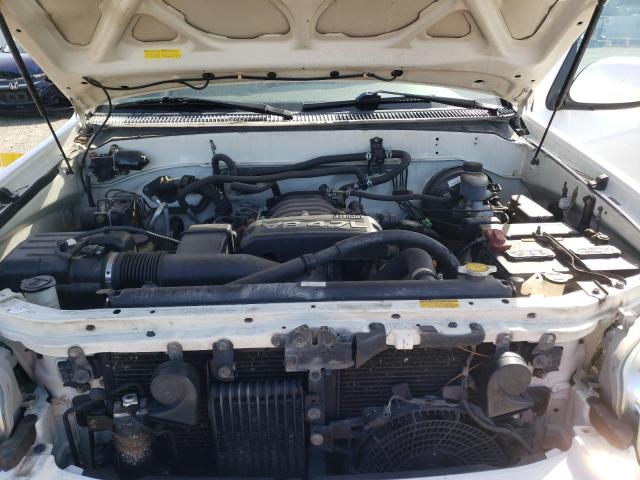 Photo 12 from auction – 2005 TOYOTA SEQUOIA LI with VIN 5TDBT48A35S252799