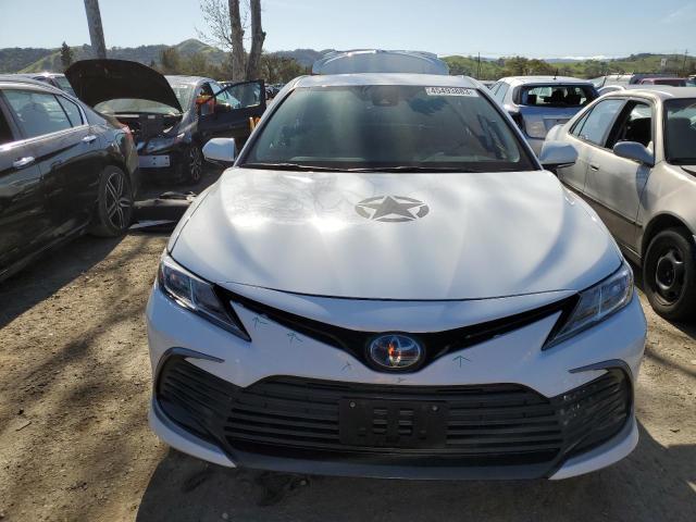 Photo 5 from auction – 2022 TOYOTA CAMRY LE with VIN 4T1C31AK9NU598515