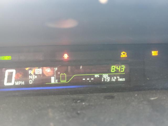Photo 9 from auction – 2013 TOYOTA PRIUS V with VIN JTDZN3EU3D3203104