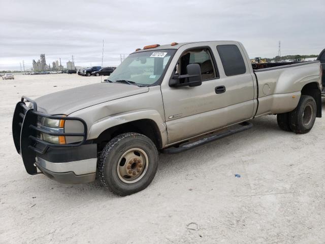CHEVROLET SILVERADO 2003 with VIN 1GCJC39G33E165285 - Photo from auction