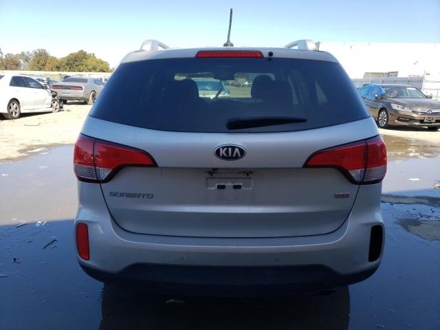 Photo 6 from auction – 2014 KIA SORENTO LX with VIN 5XYKTCA68EG483811