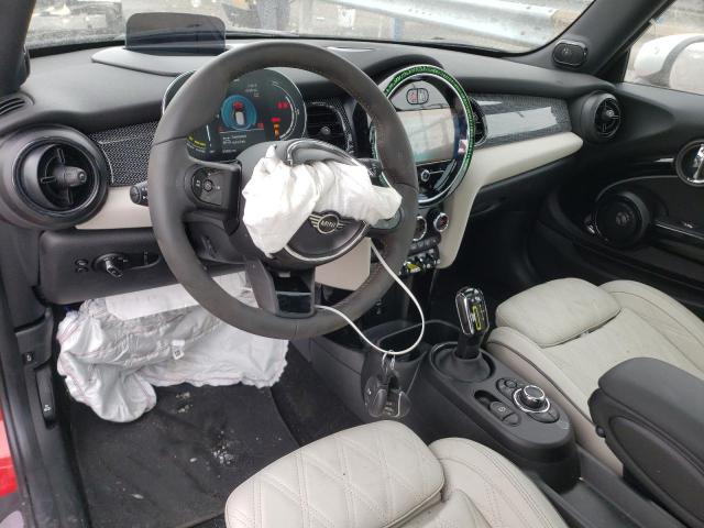 Photo 8 from auction – 2023 MINI COOPER SE with VIN WMW13DJ05P2T67456