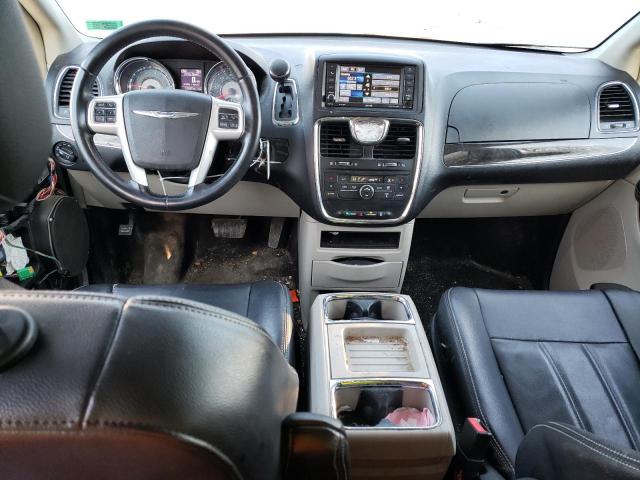 Photo 8 from auction – 2014 CHRYSLER TOWN & COU with VIN 2C4RC1BG8ER397646