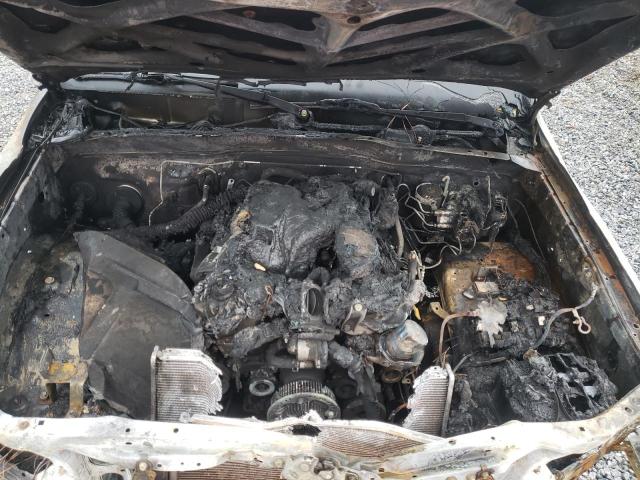 Photo 12 from auction – 2004 TOYOTA 4RUNNER SR with VIN JTEBU14R448017561
