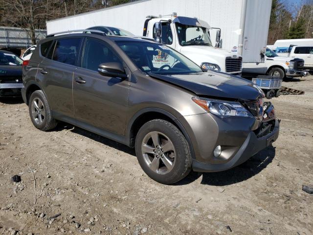 Photo 4 from auction – 2015 TOYOTA RAV4 XLE with VIN JTMRFREV8FD113324