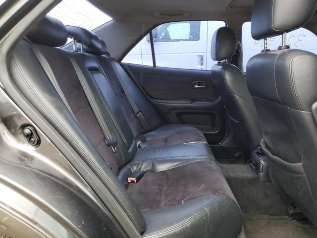 Photo 10 from auction – 2001 LEXUS IS 300 with VIN JTHBD182110025420