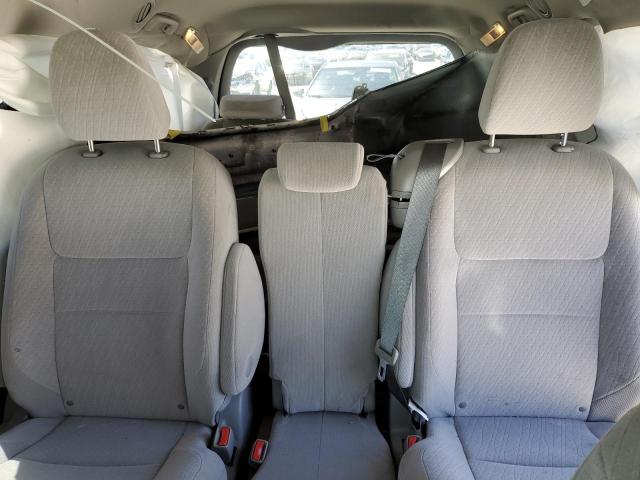 Photo 10 from auction – 2016 TOYOTA SIENNA LE with VIN 5TDKK3DC9GS728822