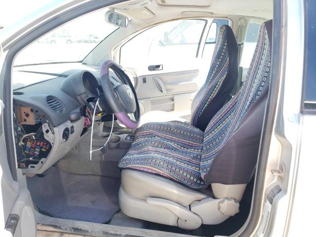 Photo 7 from auction – 2000 VOLKSWAGEN NEW BEETLE with VIN 3VWDD21C7YM442807