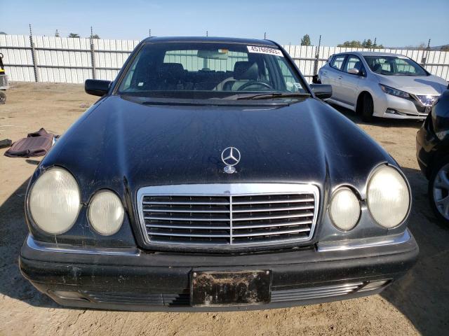 Photo 5 from auction – 1998 MERCEDES-BENZ E 320 with VIN WDBJF65FXWA656226