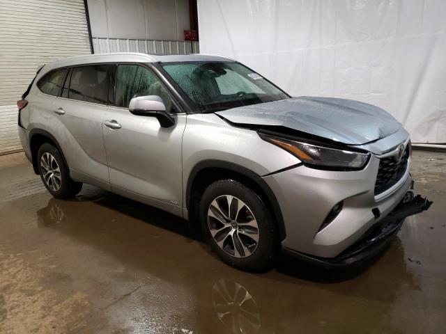 Photo 4 from auction – 2022 TOYOTA HIGHLANDER with VIN 5TDGBRCH8NS560318