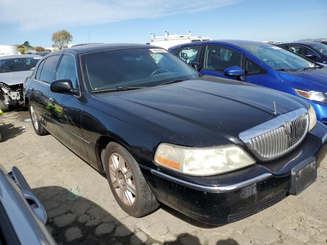 Photo 4 from auction – 2008 LINCOLN TOWN CAR E with VIN 2LNHM84W38X664015