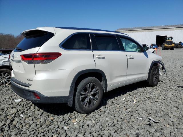 Photo 3 from auction – 2018 TOYOTA HIGHLANDER with VIN 5TDJZRFH9JS560142