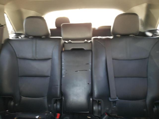 Photo 10 from auction – 2012 KIA SORENTO SX with VIN 5XYKW4A27CG218904