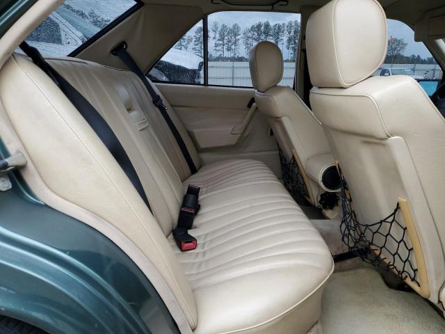 Photo 10 from auction – 1993 MERCEDES-BENZ 190 E 2.3 with VIN WDBDA28D2PG036564