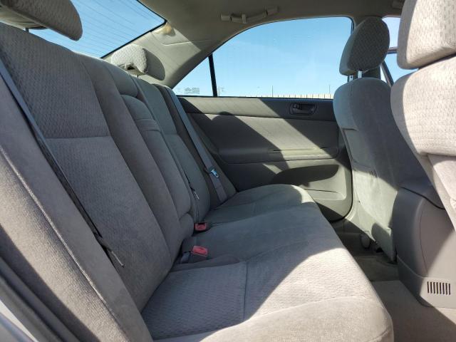 Photo 10 from auction – 2004 TOYOTA CAMRY LE with VIN 4T1BE32K04U913958
