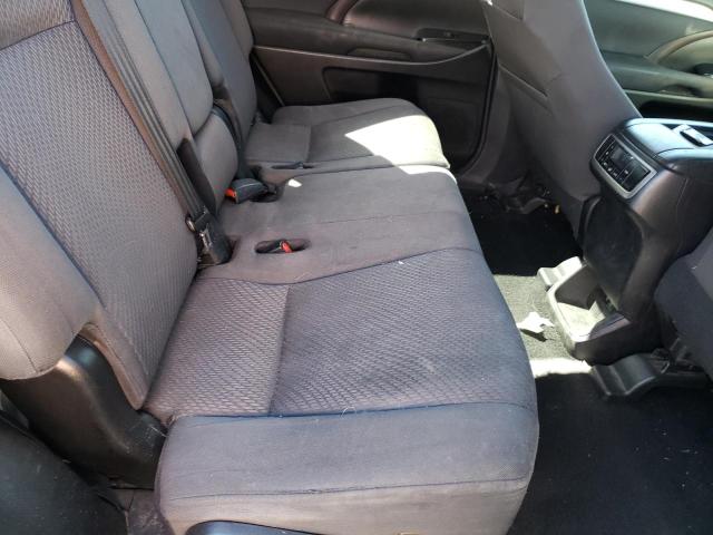 Photo 11 from auction – 2017 TOYOTA HIGHLANDER with VIN 5TDBGRFH9HS033609