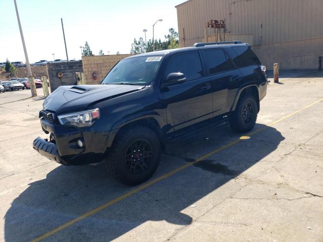 TOYOTA 4RUNNER SR 2019 with VIN JTEBU5JR8K5693456 - Photo from auction
