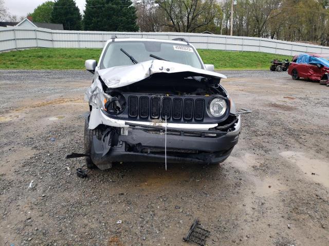 Photo 5 from auction – 2017 JEEP RENEGADE L with VIN ZACCJBBBXHPF82893