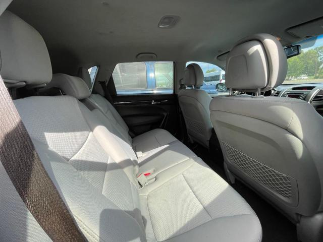 Photo 6 from auction – 2012 KIA SORENTO BA with VIN 5XYKT4A63CG227465