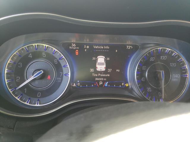 Photo 9 from auction – 2015 CHRYSLER 300 with VIN 2C3CCAAG3FH739345