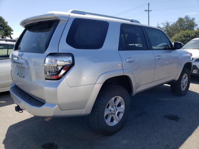 Photo 3 from auction – 2015 TOYOTA 4RUNNER SR with VIN JTEBU5JR3F5212129