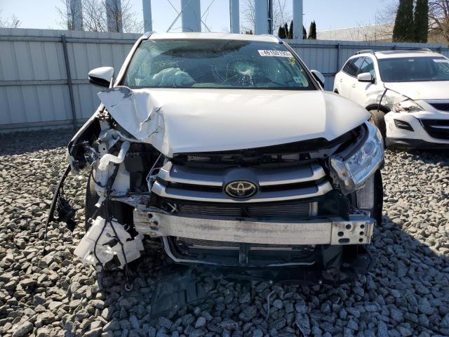 Photo 5 from auction – 2018 TOYOTA HIGHLANDER with VIN 5TDJZRFH9JS560142