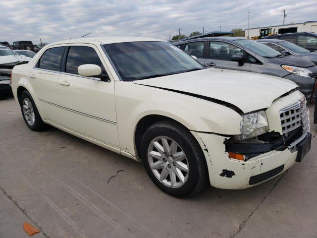 Photo 4 from auction – 2008 CHRYSLER 300 LX with VIN 2C3KA43R38H191402