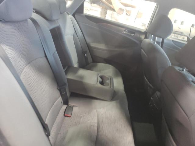 Photo 10 from auction – 2012 HYUNDAI SONATA HYB with VIN KMHEC4A45CA026397