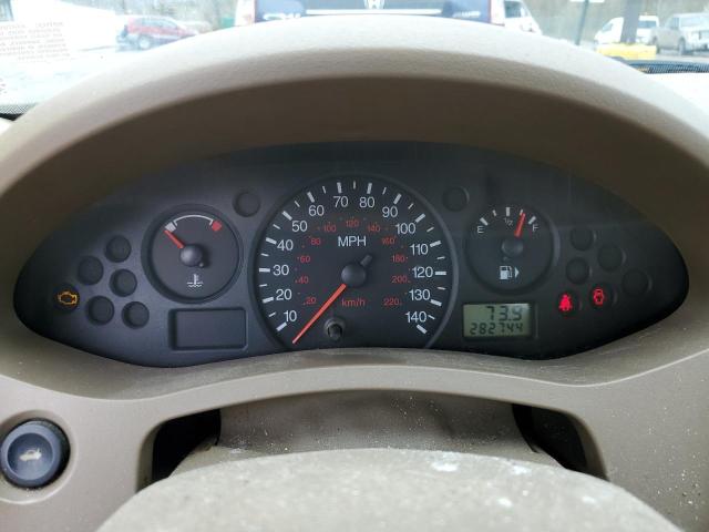 Photo 9 from auction – 2005 FORD FOCUS ZX4 with VIN 1FAFP34N85W252831