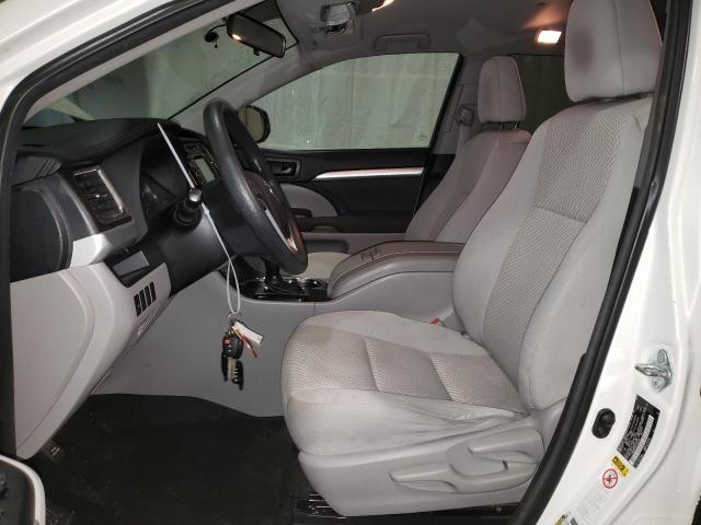 Photo 7 from auction – 2015 TOYOTA HIGHLANDER with VIN 5TDBKRFH4FS180240