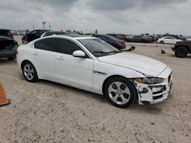 صورة رقم 4 من المزاد - 2017 JAGUAR XE مع VIN SAJAR4BG5HA969506