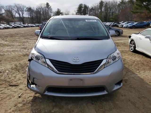 Photo 5 from auction – 2012 TOYOTA SIENNA LE with VIN 5TDKK3DC0CS279363