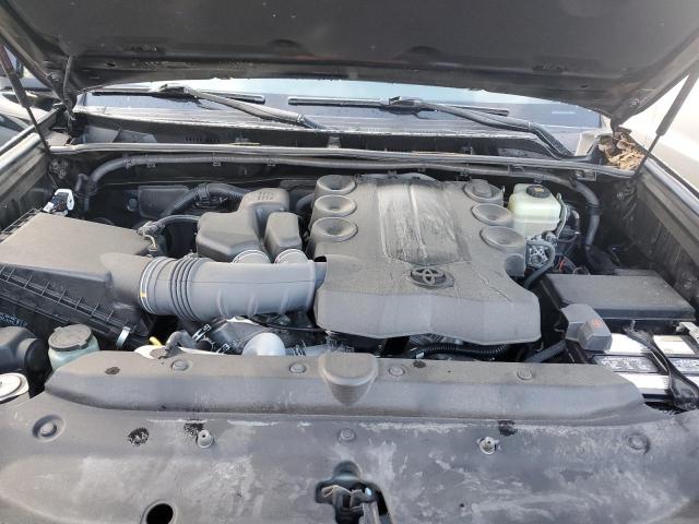 Photo 12 from auction – 2018 TOYOTA 4RUNNER SR with VIN JTEBU5JR5J5581812