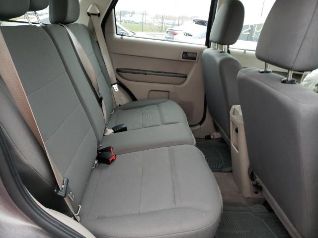 Photo 10 from auction – 2010 FORD ESCAPE XLS with VIN 1FMCU0C79AKA93189