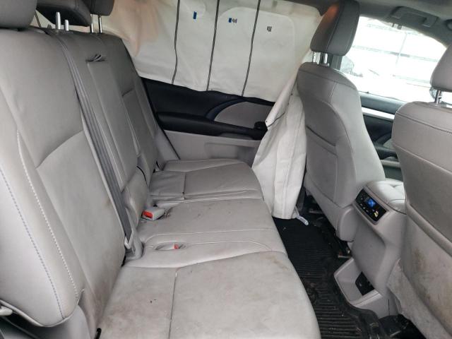 Фото 10 с аукциона – 2017 TOYOTA HIGHLANDER с VIN 5TDJZRFH4HS384174