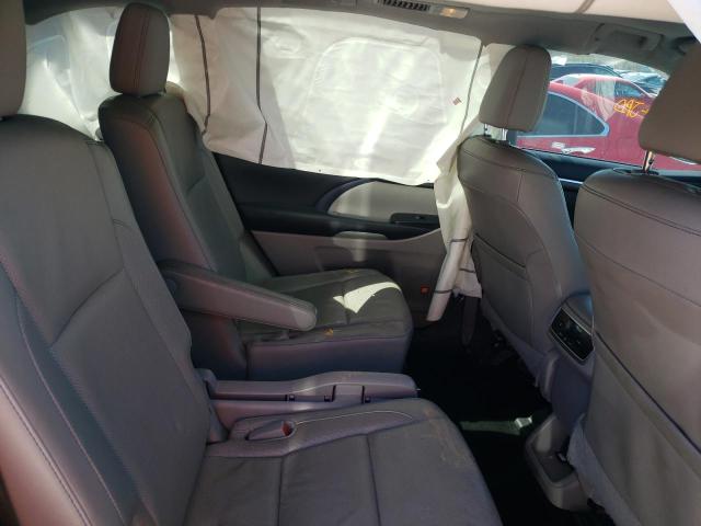 Photo 11 from auction – 2016 TOYOTA HIGHLANDER with VIN 5TDYKRFH2GS138340