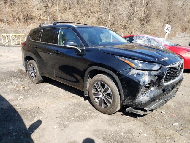 Photo 4 from auction – 2022 TOYOTA HIGHLANDER with VIN 5TDGZRBH6NS573551
