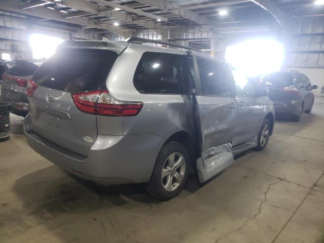Photo 3 from auction – 2018 TOYOTA SIENNA LE with VIN 5TDKZ3DC8JS965966