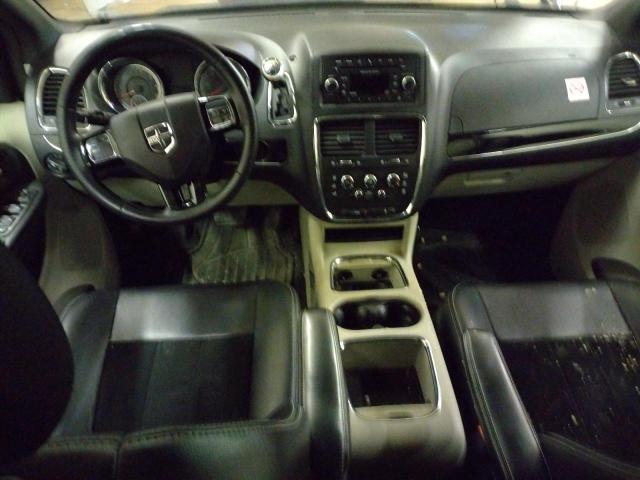 Photo 8 from auction – 2017 DODGE GRAND CARA with VIN 2C4RDGCG0HR574242