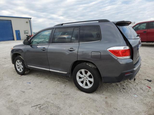 Photo 2 from auction – 2013 TOYOTA HIGHLANDER with VIN 5TDBK3EH6DS217011