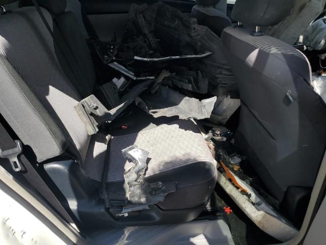Photo 10 from auction – 2016 TOYOTA PRIUS V with VIN JTDZN3EU1GJ044227