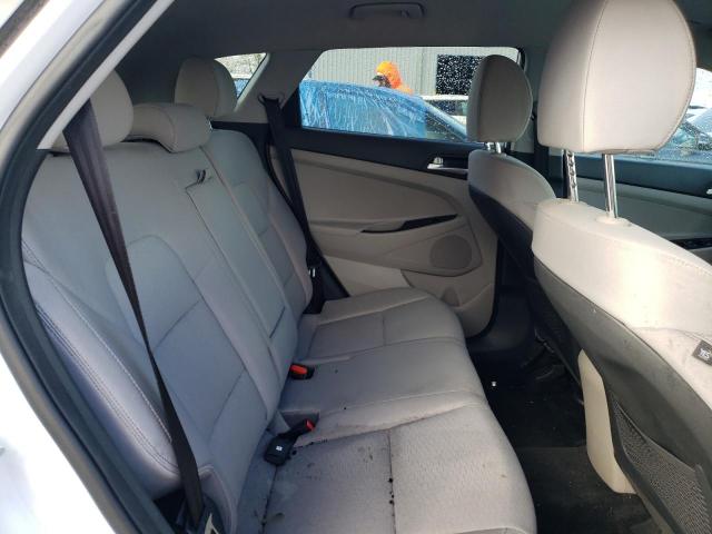 Photo 11 from auction – 2020 HYUNDAI TUCSON SE with VIN KM8J2CA49LU129185