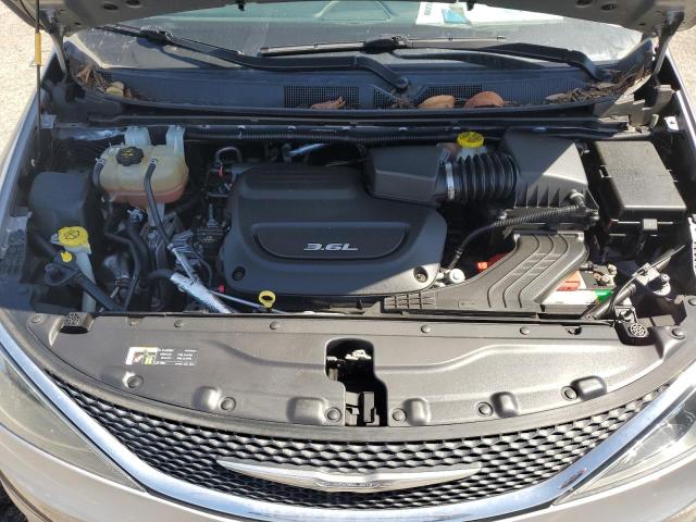 Photo 12 from auction – 2017 CHRYSLER PACIFICA L with VIN 2C4RC1CG8HR753614