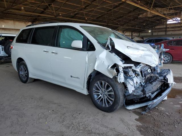 Photo 4 from auction – 2018 TOYOTA SIENNA XLE with VIN 5TDYZ3DC1JS947366