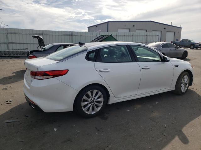 Photo 3 from auction – 2016 KIA OPTIMA EX with VIN 5XXGU4L39GG102664